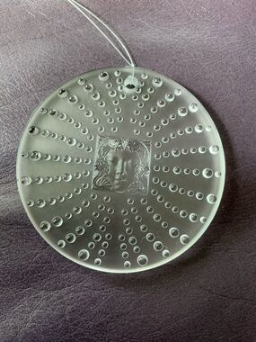 LALIQUE Masque De Femme Ornament